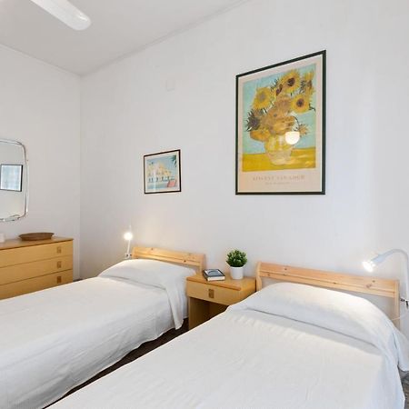 Aci Castello Seaview Apartment With Parking Exterior photo