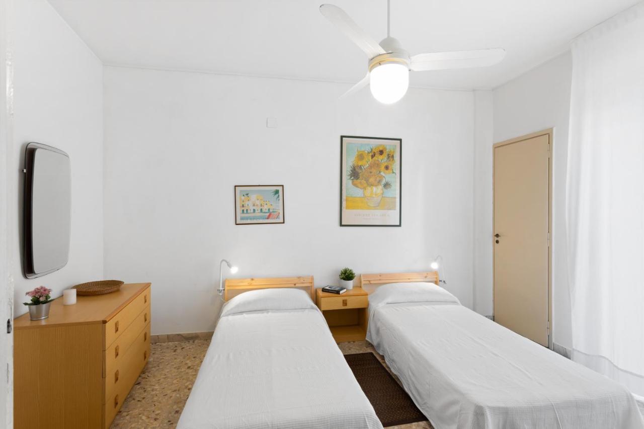 Aci Castello Seaview Apartment With Parking Exterior photo